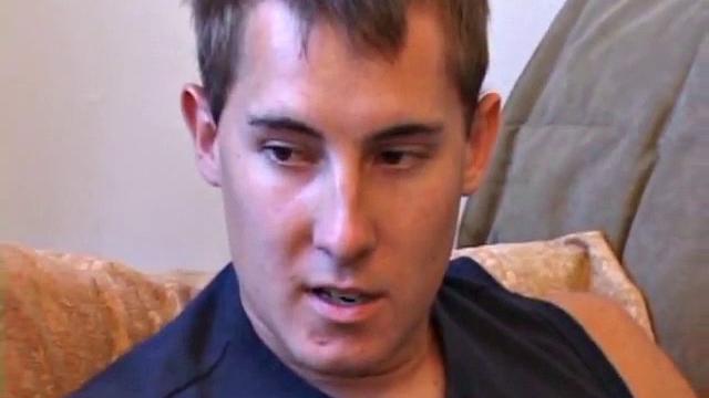 Kiefer Foxx Enjoys Handjob