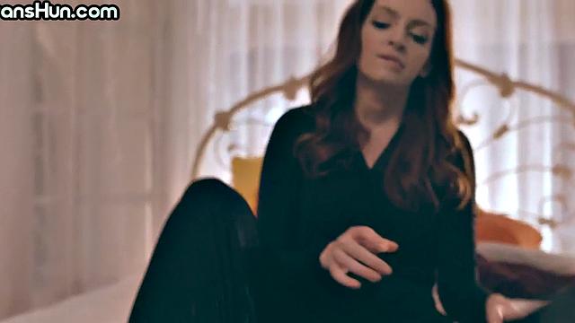 Transgender person fucks nympho female in wet pussy hole