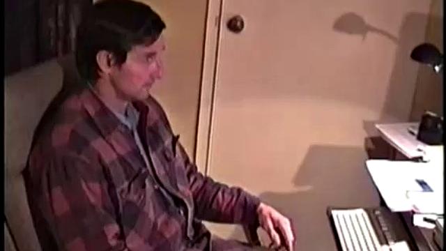 Ray is a computer technician, so it's no surprise he has that typical geek personality. He is somewhat aloof, and doesn't interact much.