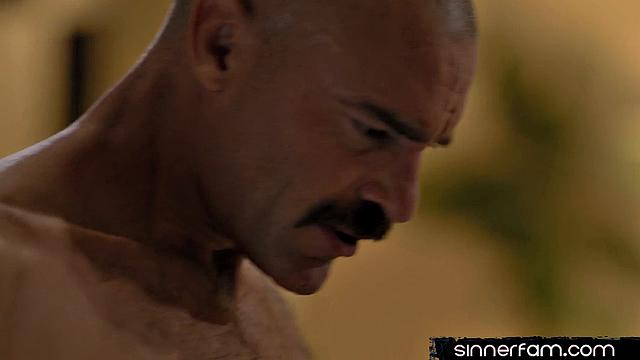 hairy stepdaughter pussy smashed