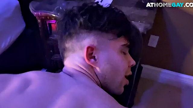 Homemade stud barebacked by BF in bed after bathtub action