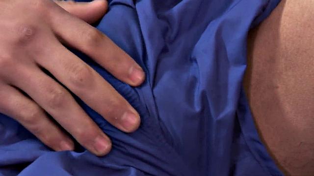 Latin amateur tugging shaft for cum on his sixpack