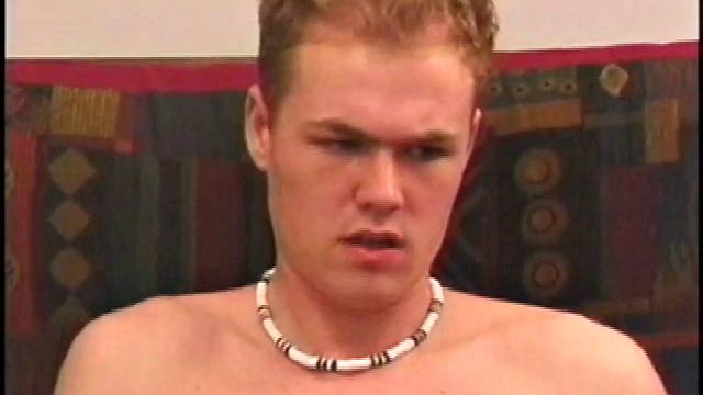 Relaxing on the couch, rett Peters announces that he hasn't gotten off in a few days and that he really wants to blow a load on his face. That big floppy dick doesn't turn into a stiffy until his fingers find his ass.