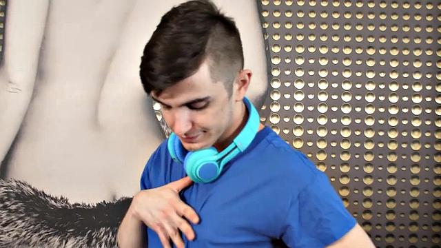 horny guys stream live and take loads from hard cocks