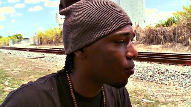 Black thug assfucked outdoors by white gay