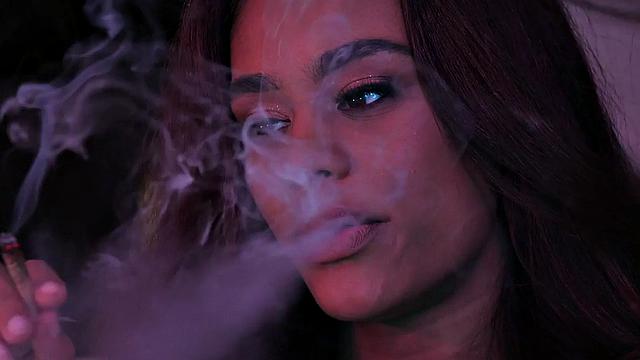 Dyke F2M fucking smoking slut