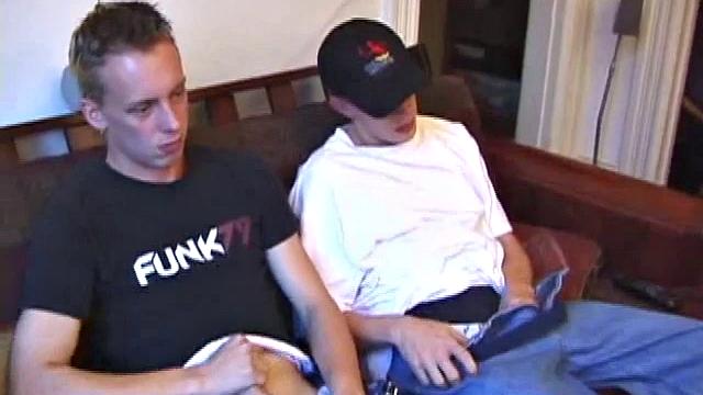 Shane and Roar Flip Flopping