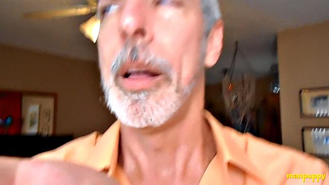 Throat Check - DADDY GIANT 34 - Richard Lennox