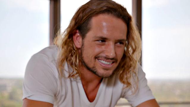 Penelope Kay rubs a married man