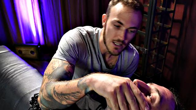 Tattooed bottom barebacked by crossdresser top stud