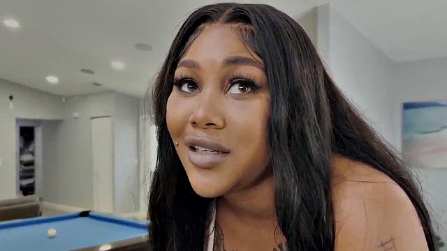 Bigbooty ebony nympho gets her titties wet
