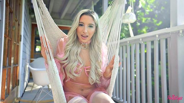 Girl Crush: Abella and Whitney