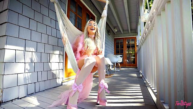 Girl Crush: Abella and Whitney