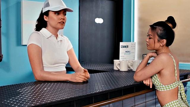 Asian lesbian seduces dyke before eating her out