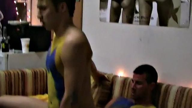 Real college dudes going gay