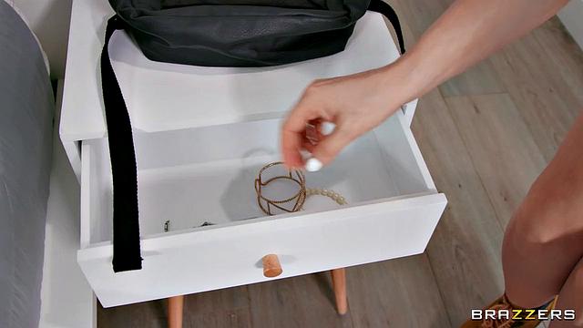 Hard Cock For Hot Thief