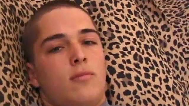 After slowly warming it up, Jesse Fisher gets his cock ready to shoot. He strokes lying down, and then stands against a wall to give us an amazing profile.