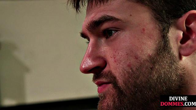 Classy ebony domina smashed