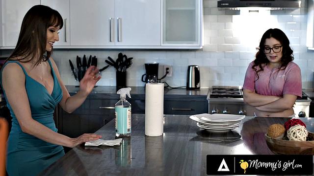 MOMMY'S GIRL - Leana Lovings Naughty Questions Lead To Stepmom Lexi Lunas Pussy Eating Class