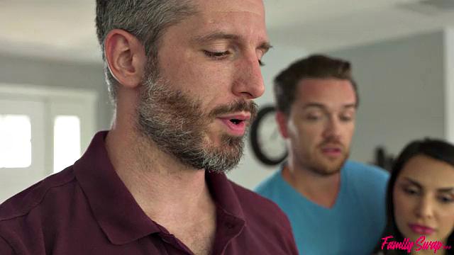 Would You Do It For A Snack - S4:E1