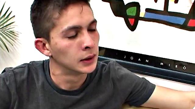 Latin boy Gustavo wants to get fucked and Deivis is happy to give him the dicking he desires. On a sofa, the twinks kiss and quickly strip, before Gustavo goes down on his top.