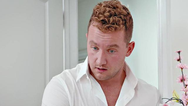 Hairybush babe riding her beau