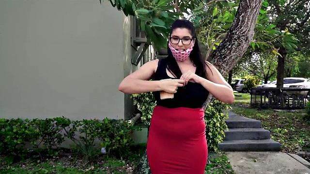 A oiled-up MILF take a big dick in her bald pussy in the car