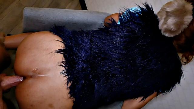 Nanny 3 : Furry Muffs Pushed In Cream Pie
