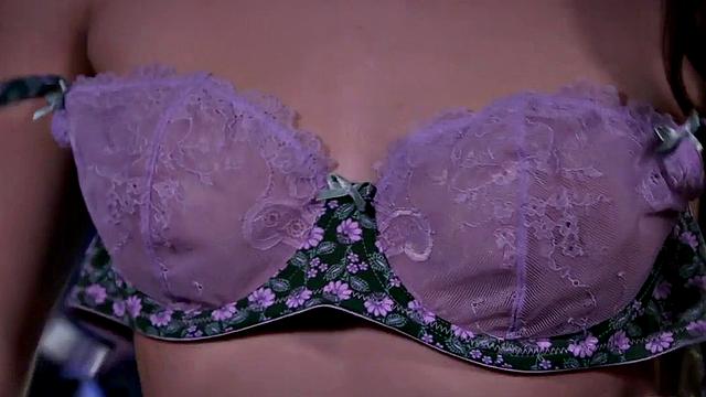 Lezdom nurse in latex BDSM torments teen pussy