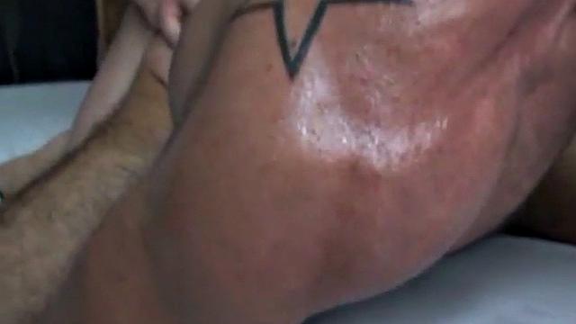 Tattooed and pierced amateur German guy fucked in ass