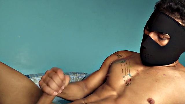 Straight hung latino in solo