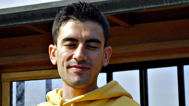 Busty babes suck cock and get fucked before squirting in threesome