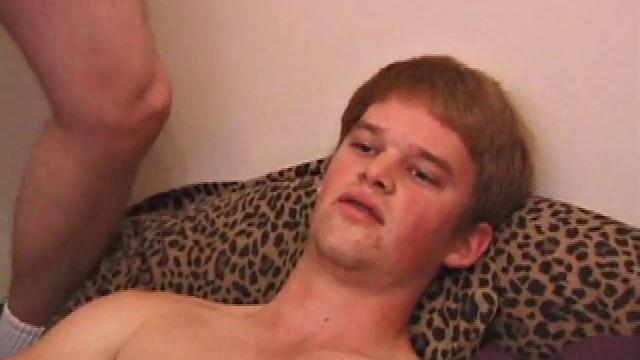 Tre Bone не удержался перед толстым членом Matthew, Gunner подключается к минету