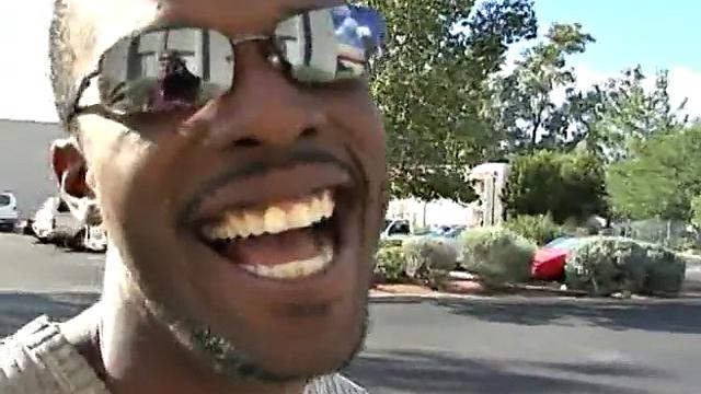 сочная мариселла получает мощный черный член глубоко в себя