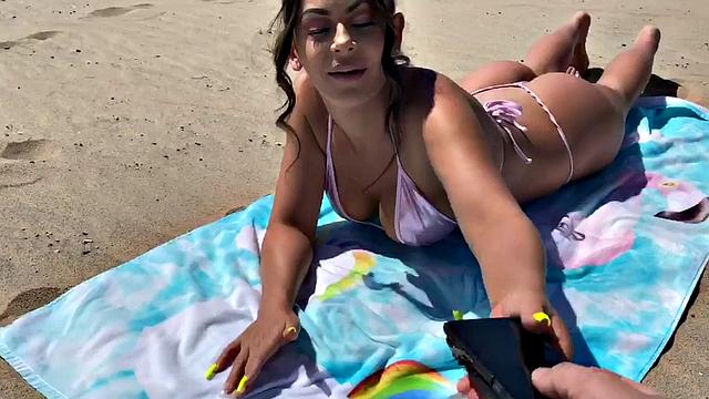 Kiki's Facial Vacation