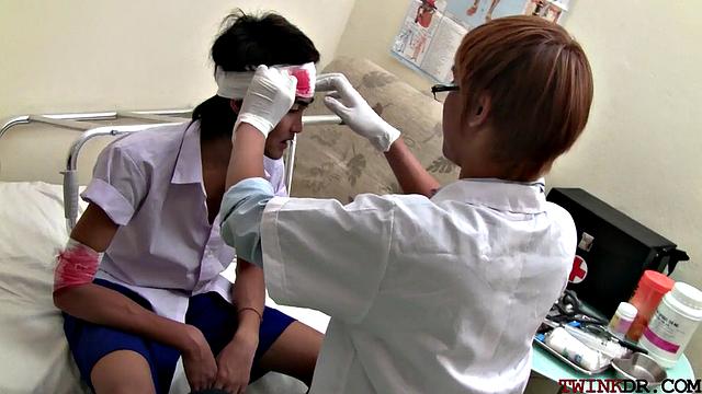 Asian doc cocksucking patient