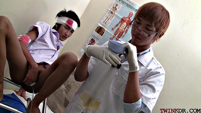 Asian doc cocksucking patient