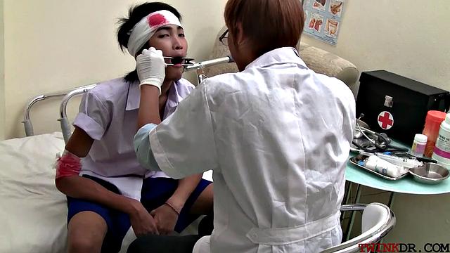 Asian doc cocksucking patient