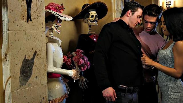 Brunette Latina in threesome with bisexual BF gets her tight pussy pounded in hardcore DP action