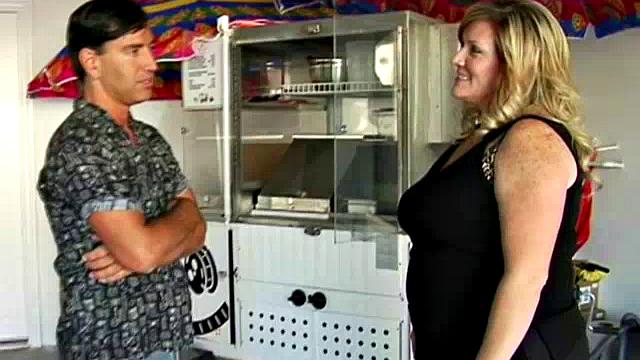 Chunky MILF Loves Meat