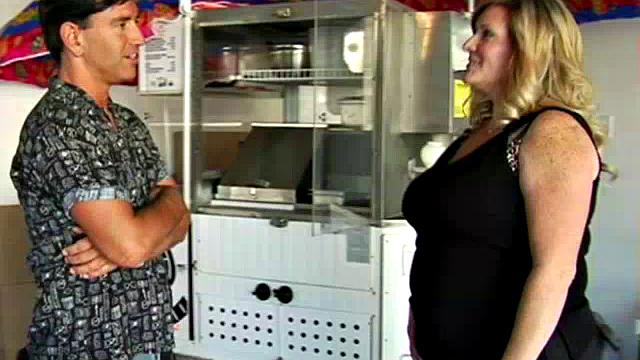 Chunky MILF Loves Meat