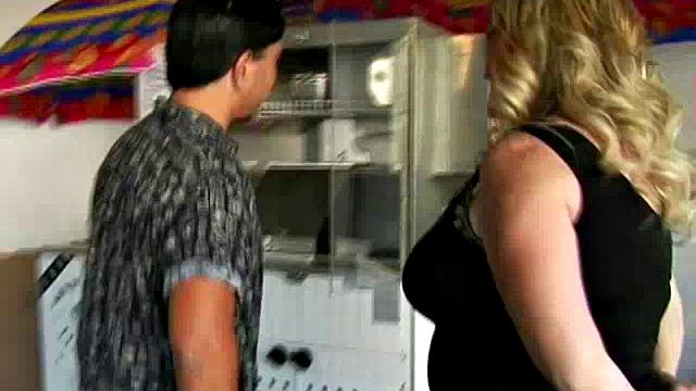 Chunky MILF Loves Meat