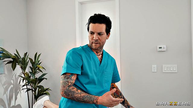 Sneaky Massage Turns Into Oily Anal