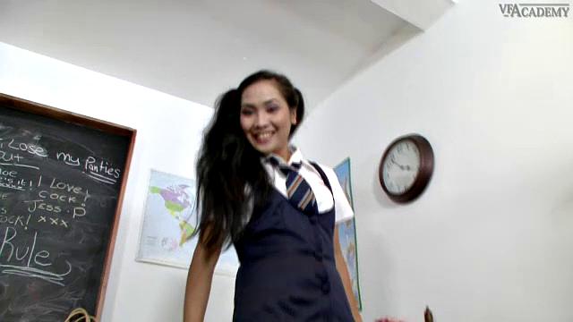 Amy Latina - Show Me, I'll Show You Mine!