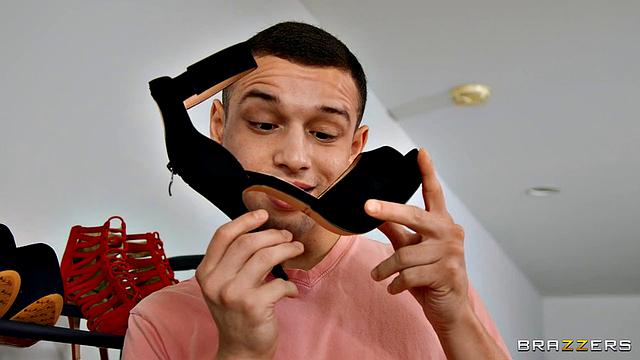 Shoe Thief Gets Caught!