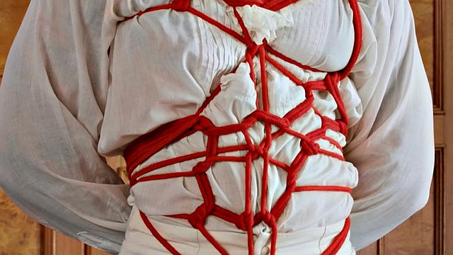 Nasty shemale fucks perverted woman in tight pussy hole