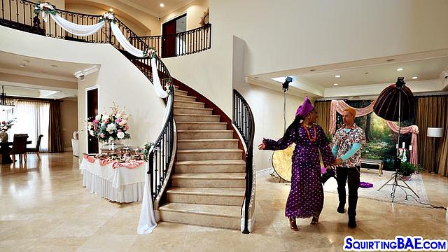 Squirting ebony babes pounded in 3some