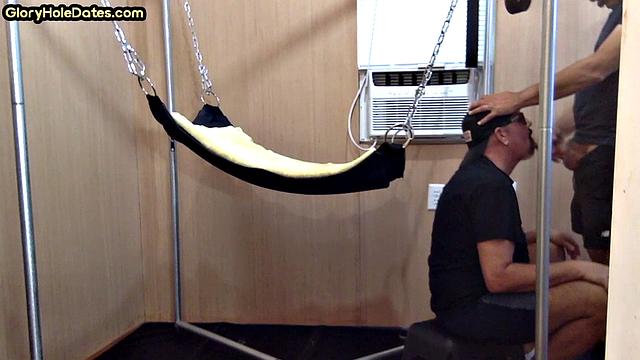 Gloryhole nympho penetrated in anal hole by huge dick