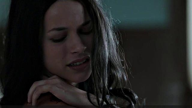 Alexis Knapp sex