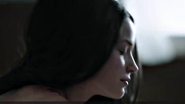 алексис напп не выдерживает жёсткой ебли и просит ещё